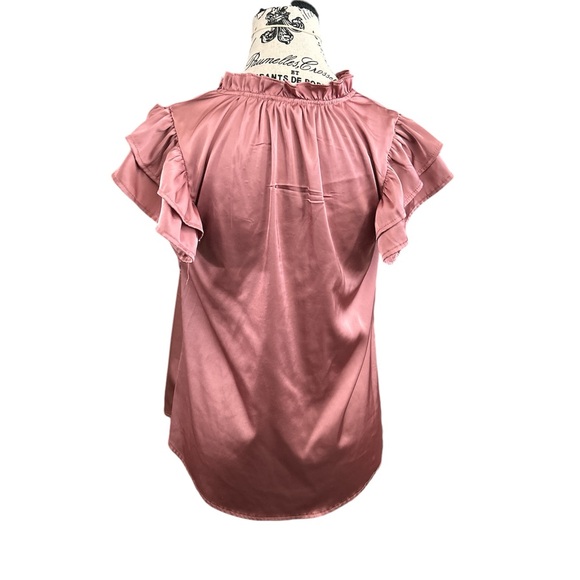Ruffle satin pink blush top - Picture 3 of 6